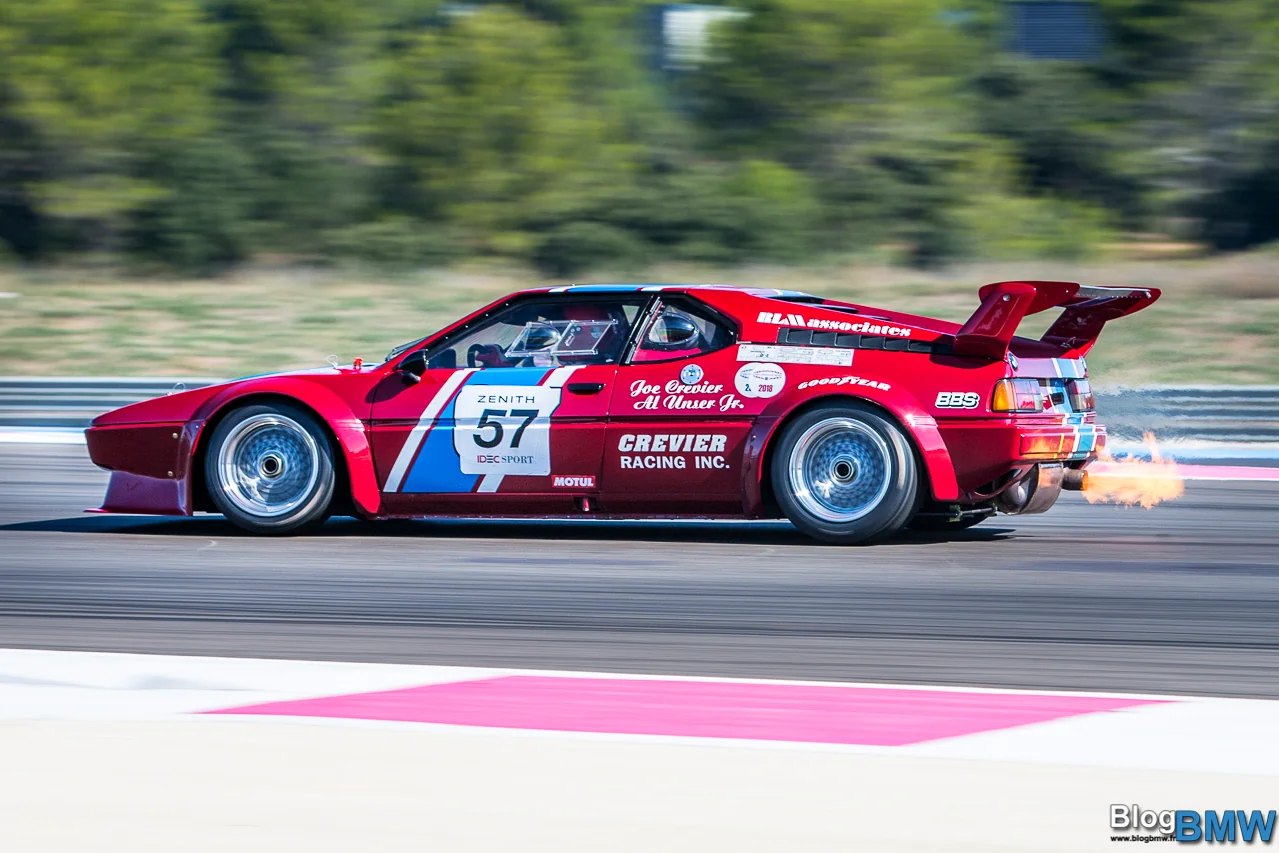 BMW M1 Procar en course sur le circuit Paul Ricard
